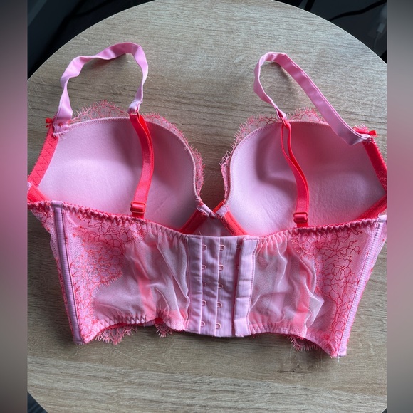 Victoria's Secret Pink and Red Lace Bra - Picture 3 of 8